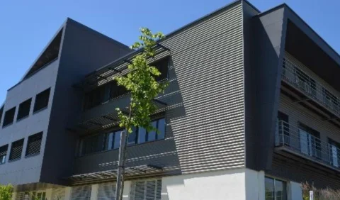 Vue extérieure du bâtiment